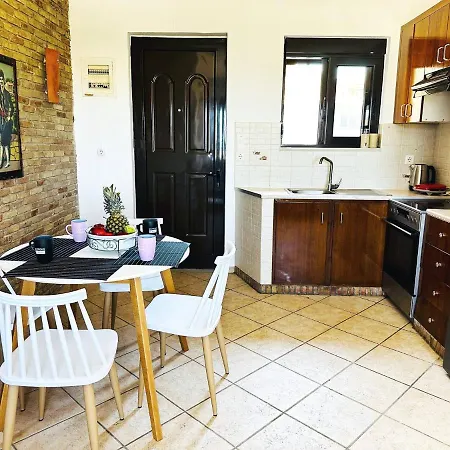 Cute Apple - At The Heart Of The Old Town Apartment *